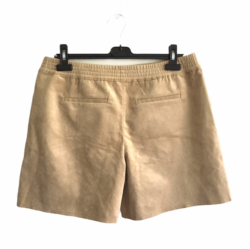 (SOLD) ARITZIA Tommi High Waist Faux-Suede Shorts Tawny L - Picture 5 of 6